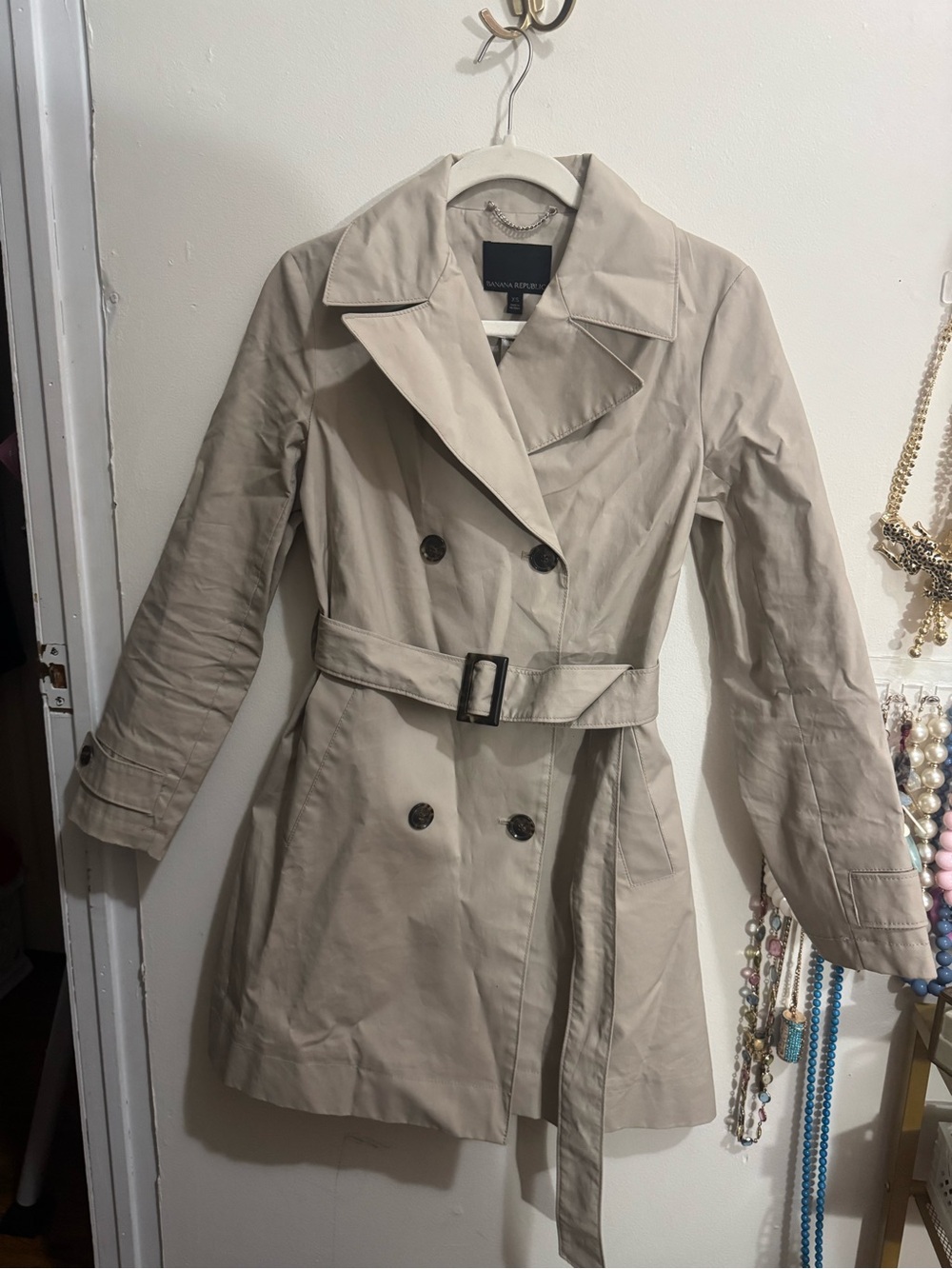 Banana Republic Light Beige Double-Breasted Trench Coat